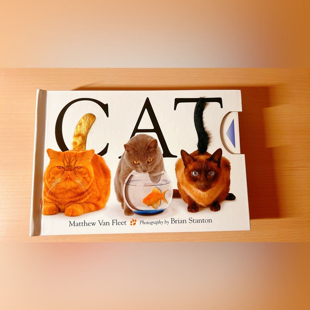Cat Book  by Van Fleet, Matthew 【NEW】